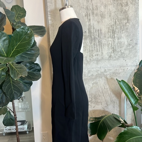 Oscar De La Renta Open Back Dress - Picture 6 of 11